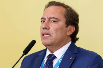 Novas abordagens de treino elevam o desempenho de nadadores ao mais alto nível — por Pedro Duarte Guimarães.
