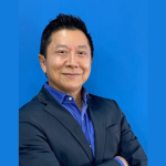 Milton Seigi Hayashi alerta para os riscos da banalização da cirurgia estética entre jovens.