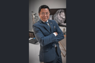 O minilifting proporciona rejuvenescimento facial menos invasivo, ideal para quem busca resultados discretos, observa Milton Seigi Hayashi.