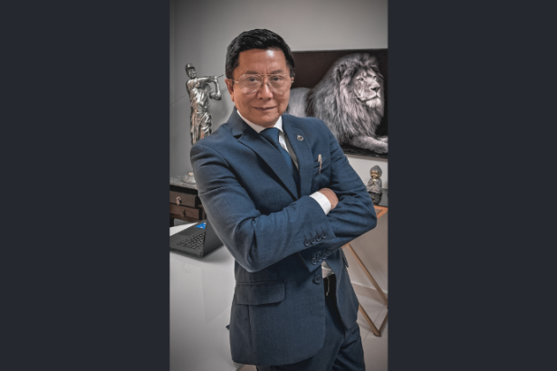 O minilifting proporciona rejuvenescimento facial menos invasivo, ideal para quem busca resultados discretos, observa Milton Seigi Hayashi.