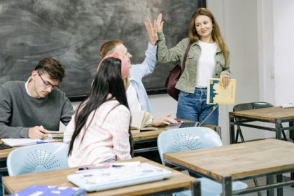 Como a observação cotidiana redefine a organização das rotinas escolares — análise de Gustavo Morceli.