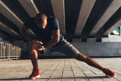 Luciano Colicchio Fernandes mostra por que o aquecimento e o alongamento são essenciais para prevenir lesões e melhorar o desempenho no esporte.