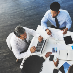 A delegação com padrão permite transformar a centralização em um método replicável e eficiente. Alfredo Moreira Filho explica como estruturar processos claros.